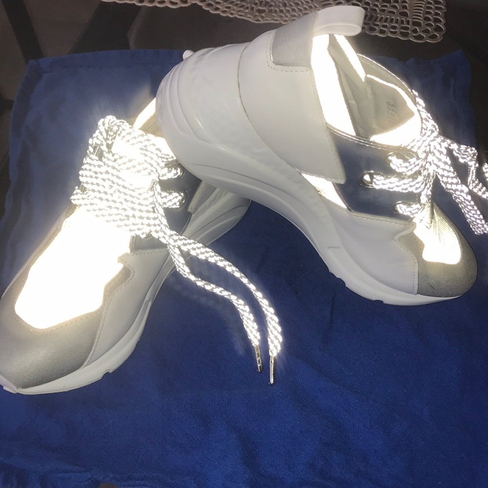 Steve Madden wedge sneakers 5.5 BEAUTIFUL COND